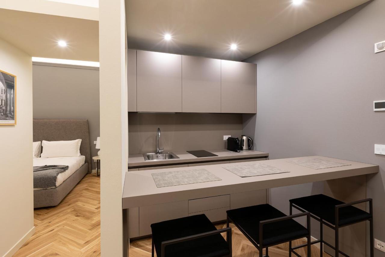 Palazzo Liberati Apartments 파르마 외부 사진